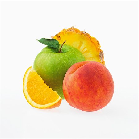 silueta (fotografía) - Apple, peach, orange and pineapple Foto de stock - Sin royalties Premium, Código: 659-07069017