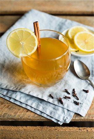 Hot Toddy (winter hot drink with whisky, Scotland) Stock Photo - Premium Royalty-Free, Code: 659-07597465