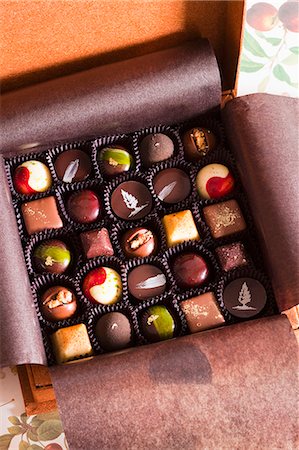 A Box of Assorted Gourmet Chocolates Stock Photo - Premium Royalty-Free, Code: 659-07598630
