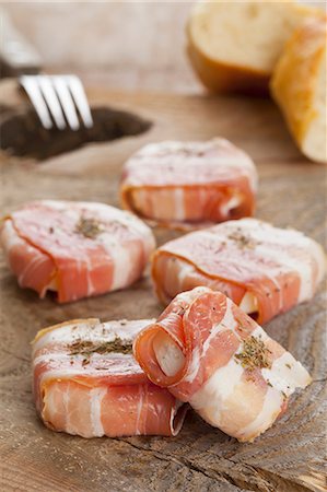 provence france - Young goat's cheese wrapped in bacon with herbes de Provence Stock Photo - Premium Royalty-Free, Code: 659-07599010
