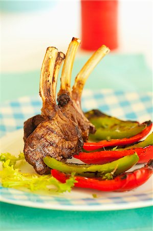 simsearch:659-06186142,k - Grilled lamb chops with green and red peppers Stock Photo - Premium Royalty-Free, Code: 659-07599151