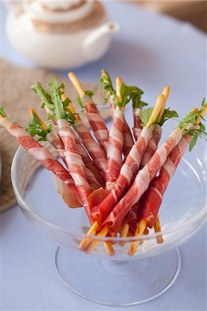 simsearch:659-07597225,k - Breadsticks with rocket and Parma ham Stock Photo - Premium Royalty-Free, Code: 659-08419118