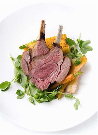simsearch:659-06186142,k - Lamb chops with vegetables and polenta Stock Photo - Premium Royalty-Free, Code: 659-08419246