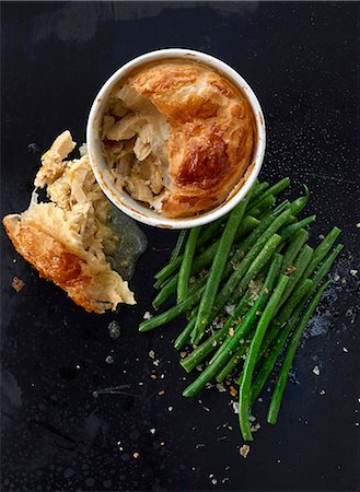 A chicken pie with green beans Stock Photo - Premium Royalty-Free, Code: 659-08420100