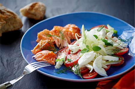 simsearch:659-07597225,k - Tomato and fennel salad with mozzarella and salmon Stock Photo - Premium Royalty-Free, Code: 659-08512997