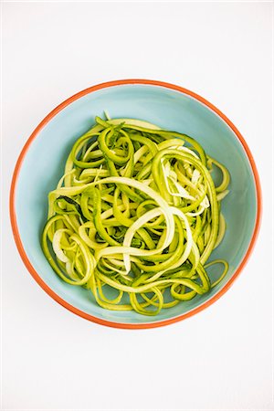 strip - A bowl of courgette pasta Stock Photo - Premium Royalty-Free, Code: 659-08512991