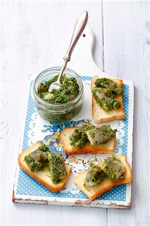 saltwater fish - Toast topped with herring in salsa verde Stock Photo - Premium Royalty-Free, Code: 659-08513266