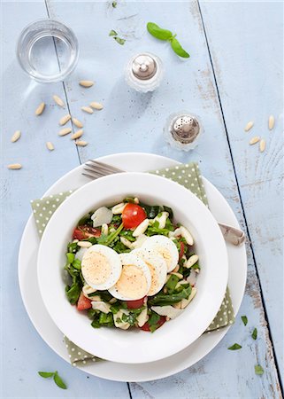 egg dish - Pasta salad with egg florentines Stock Photo - Premium Royalty-Free, Code: 659-08513282