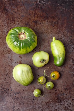 simsearch:659-08147216,k - Assorted types of green tomatoes Stock Photo - Premium Royalty-Free, Code: 659-08905599