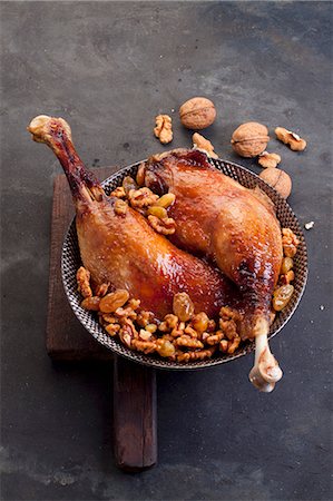 simsearch:659-01857024,k - Roast legs of goose with raisins and walnuts Stock Photo - Premium Royalty-Free, Code: 659-08905827