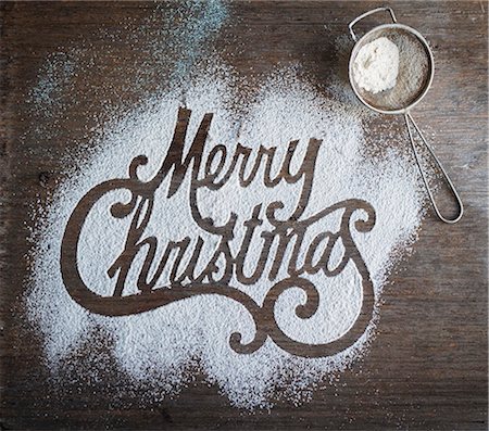 simsearch:659-08147216,k - Merry Christmas written in icing sugar Stock Photo - Premium Royalty-Free, Code: 659-08906765
