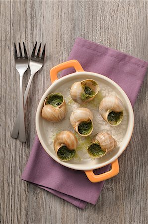 escargot - Prepared burgundy snails Stock Photo - Premium Royalty-Free, Code: 659-08903185