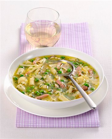 simsearch:659-08940768,k - Noodle soup with peas and strips of ham Stock Photo - Premium Royalty-Free, Code: 659-08940830