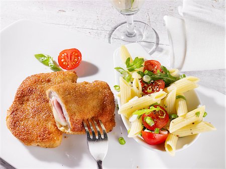 simsearch:659-07597225,k - Cordon bleu and pasta salad Stock Photo - Premium Royalty-Free, Code: 659-08940920