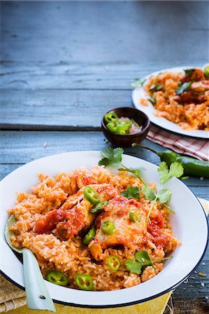plato preparado - Mexican chicken with rice Foto de stock - Sin royalties Premium, Código: 659-09124849