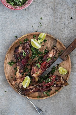 simsearch:659-07739811,k - Roasted lamb shanks with peas, mint and lime Stock Photo - Premium Royalty-Free, Code: 659-09125382