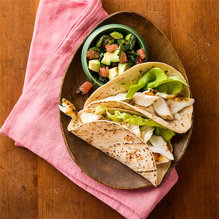 Fish Tacos with California Avocado, Grapefruit and Toasted Ancho Salsa Stock Photo - Premium Royalty-Free, Code: 659-09125703