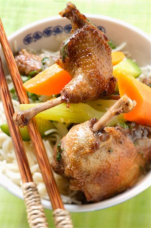 simsearch:659-01857024,k - Roast pigeon with vegetables on noodles (Asia) Stock Photo - Premium Royalty-Free, Code: 659-01845442