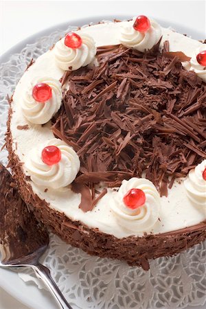 simsearch:659-01848790,k - Black Forest gateau Stock Photo - Premium Royalty-Free, Code: 659-01846271