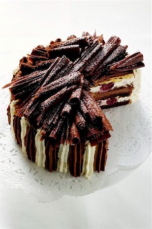 simsearch:659-01848790,k - Chocolate cream cake with cherries Stock Photo - Premium Royalty-Free, Code: 659-01846725