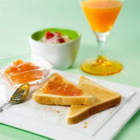 Toast and jam, porridge and orange juice Stock Photo - Premium Royalty-Free, Code: 659-01849201