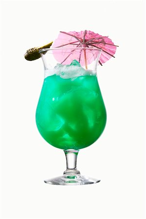 simsearch:659-01850296,k - Green cocktail with Blue Curacao Stock Photo - Premium Royalty-Free, Code: 659-01855679