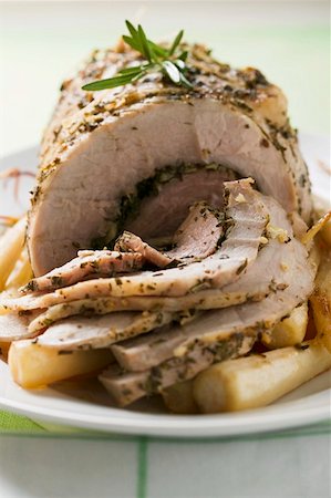simsearch:659-01857024,k - Roast turkey roll with root vegetables and herbs Stock Photo - Premium Royalty-Free, Code: 659-01857917