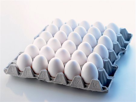 egg box - White eggs in an egg tray Stock Photo - Premium Royalty-Free, Code: 659-01852064