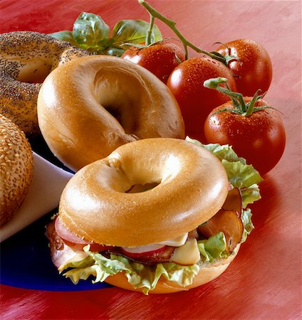 Bagel sandwich Stock Photo - Premium Royalty-Free, Code: 659-01852786