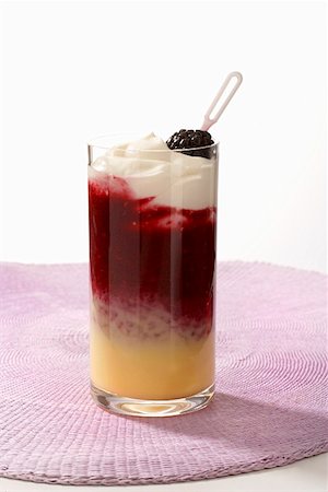 Advocaat with berries Stock Photo - Premium Royalty-Free, Code: 659-01853961