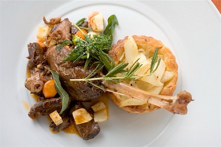 simsearch:659-01857024,k - Braised goose leg with pear and onion tart Stock Photo - Premium Royalty-Free, Code: 659-01866960