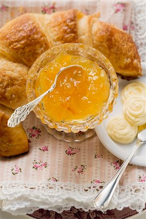 Orange marmalade, croissant and butter Stock Photo - Premium Royalty-Free, Code: 659-01863962