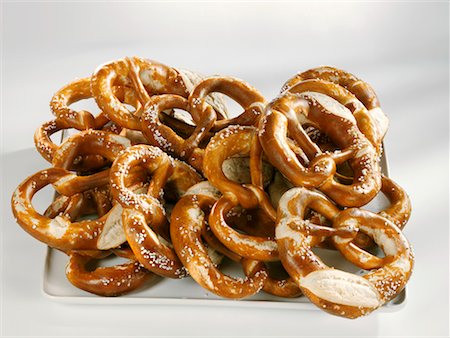 soft pretzel food photography - Soft pretzels Stock Photo - Premium Royalty-Free, Code: 659-02211148