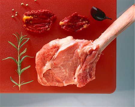 simsearch:659-06185778,k - Beef chop with rosemary, dried tomatoes, olive Stock Photo - Premium Royalty-Free, Code: 659-03524209