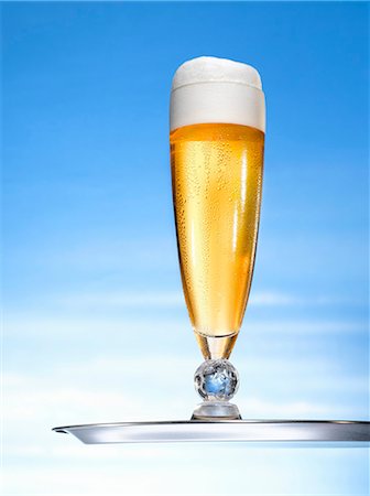 Lager in glass goblet Stock Photo - Premium Royalty-Free, Code: 659-03527530