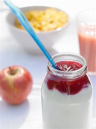 Organic yoghurt with jam for breakfast Stock Photo - Premium Royalty-Free, Code: 659-03527821