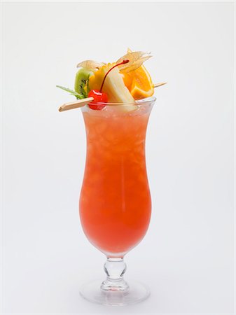 simsearch:659-01850296,k - Cocktail with exotic fruit skewer Stock Photo - Premium Royalty-Free, Code: 659-03528472