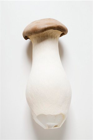 simsearch:659-03526248,k - A king oyster mushroom Stock Photo - Premium Royalty-Free, Code: 659-03529343