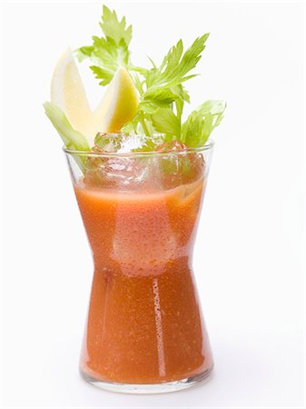 simsearch:659-01850296,k - Bloody Mary with celery and lemon Stock Photo - Premium Royalty-Free, Code: 659-03529623