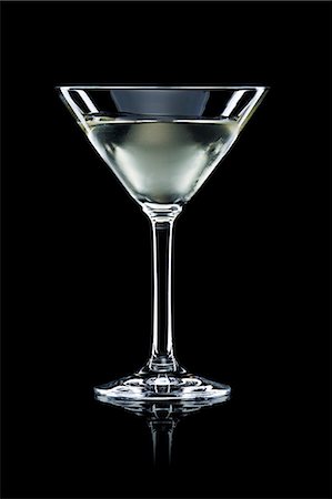 simsearch:659-01850296,k - Vodka Martini Stock Photo - Premium Royalty-Free, Code: 659-03523717