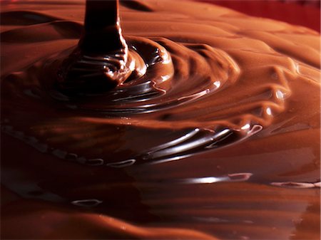 flowing - Melted milk chocolate Stock Photo - Premium Royalty-Free, Code: 659-03536693