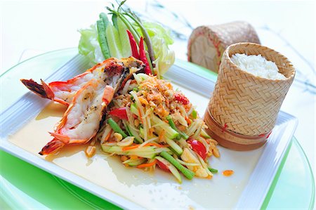shellfish - Grilled prawns with papaya salad and rice Stock Photo - Premium Royalty-Free, Code: 659-03532762