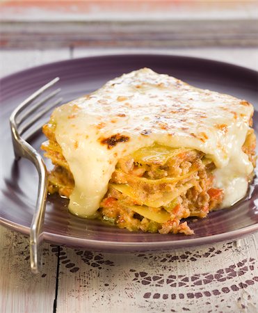 simsearch:652-05807406,k - Minced meat,onion,green and red pepper lasagnes Stock Photo - Premium Royalty-Free, Code: 652-05806938