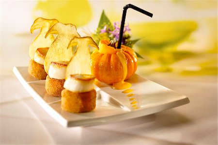 Croquettes with roast scallops,pumpkin sauce Stock Photo - Premium Royalty-Free, Code: 652-05807012