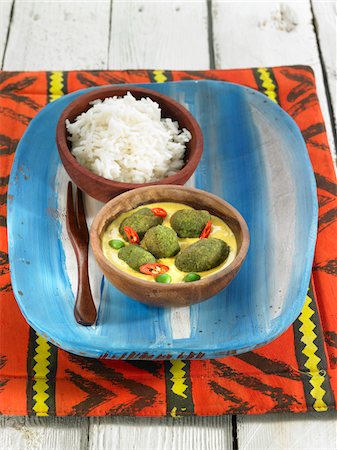 Pea and coriander balls in creamy ginger sauce,rice Stock Photo - Premium Royalty-Free, Code: 652-05807855