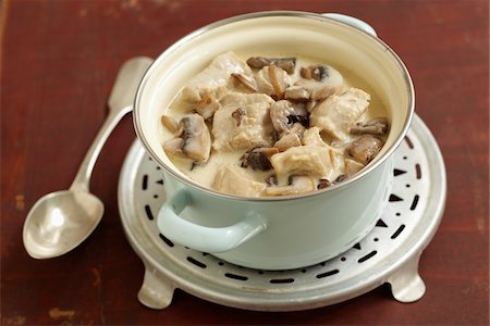 simsearch:652-05807406,k - Vanilla-flavored veal blanquette Stock Photo - Premium Royalty-Free, Code: 652-05808433