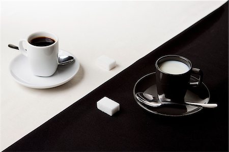 Black and white coffee and milk Stock Photo - Premium Royalty-Free, Code: 652-06819099