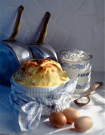 dairy eggs milk cheese - Cheese soufflé Stock Photo - Premium Royalty-Free, Code: 652-01666585