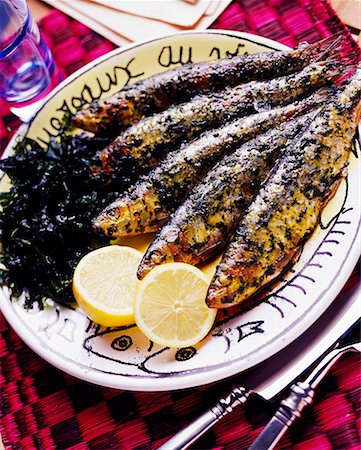 sardine barbecue - barbecued hot and spicy sardines and fried coriander Stock Photo - Premium Royalty-Free, Code: 652-01668721