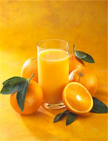 Jus d'orange Photographie de stock - Premium Libres de Droits, Code: 652-03633338